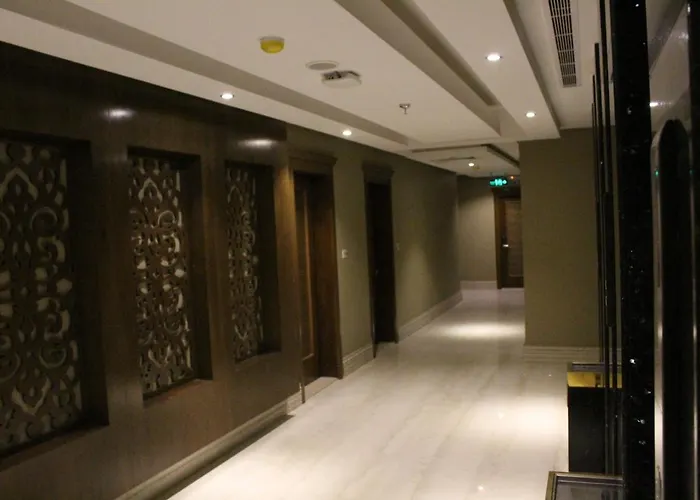 Lamar Albait Hotel
