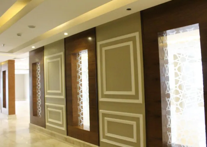 Lamar Albait Hotel